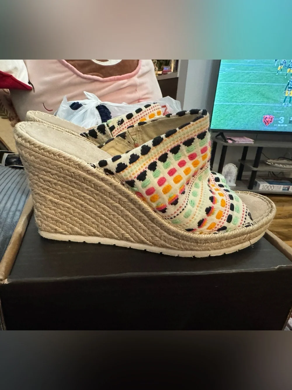 Toms Green Patterned Slip-On Espadrilles